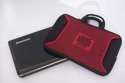 出口转内销 深圳梨园腰包、电脑包与医用包的品质新选择